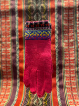Gloves with colorful design