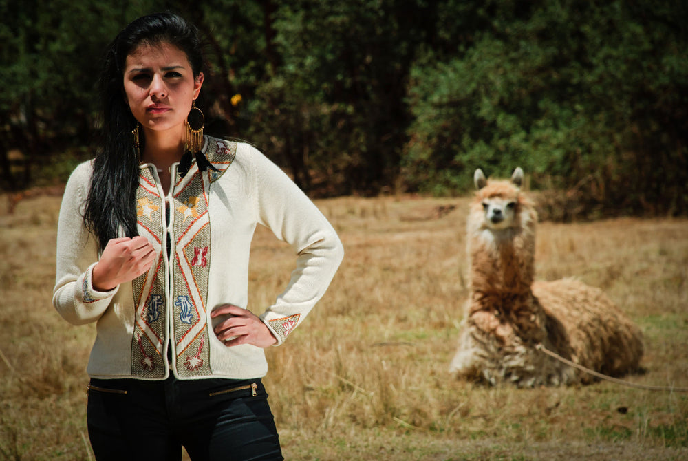 Alpaca Con Ropa Alpaca clothing Peru | Baby Alpaca | Etno Alpaca